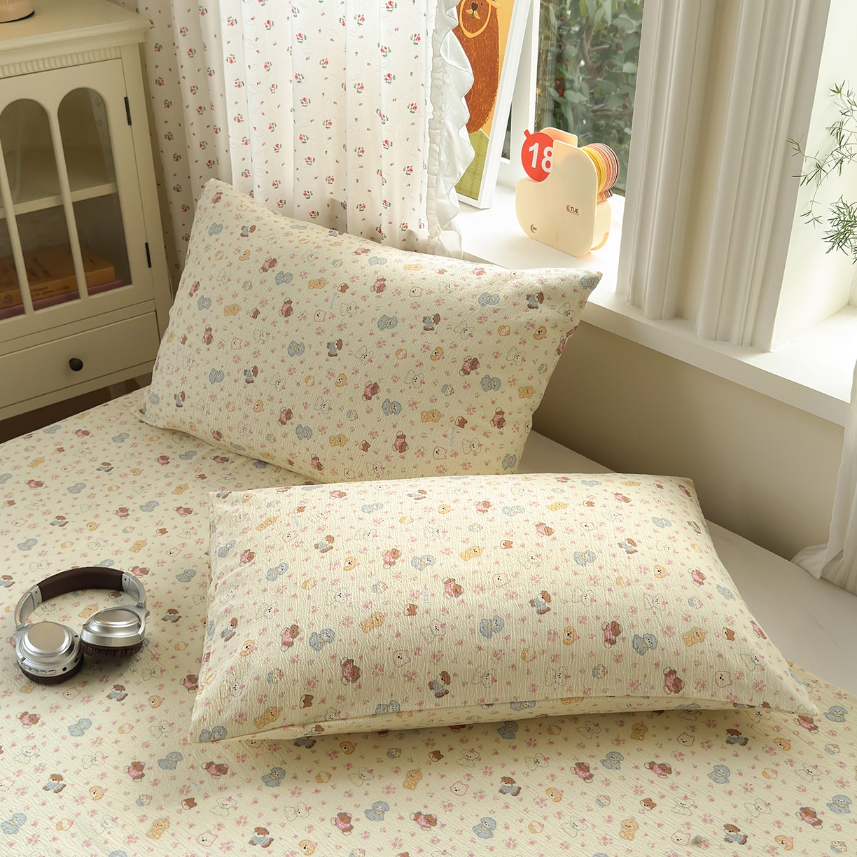 91家纺网 家纺一手货源 找家纺 沐芷 2026 【提供买家秀】A类白花边床单单件 单人双人床单三件套 狗狗派对