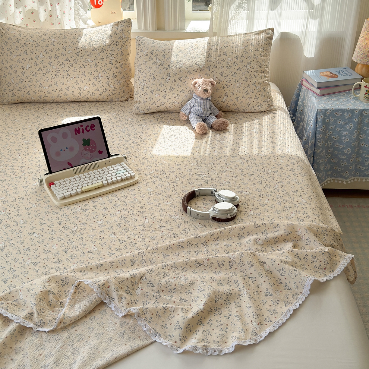 91家纺网 家纺一手货源 找家纺 沐芷 2026 【提供买家秀】A类白花边床单单件 单人双人床单三件套 花园兔