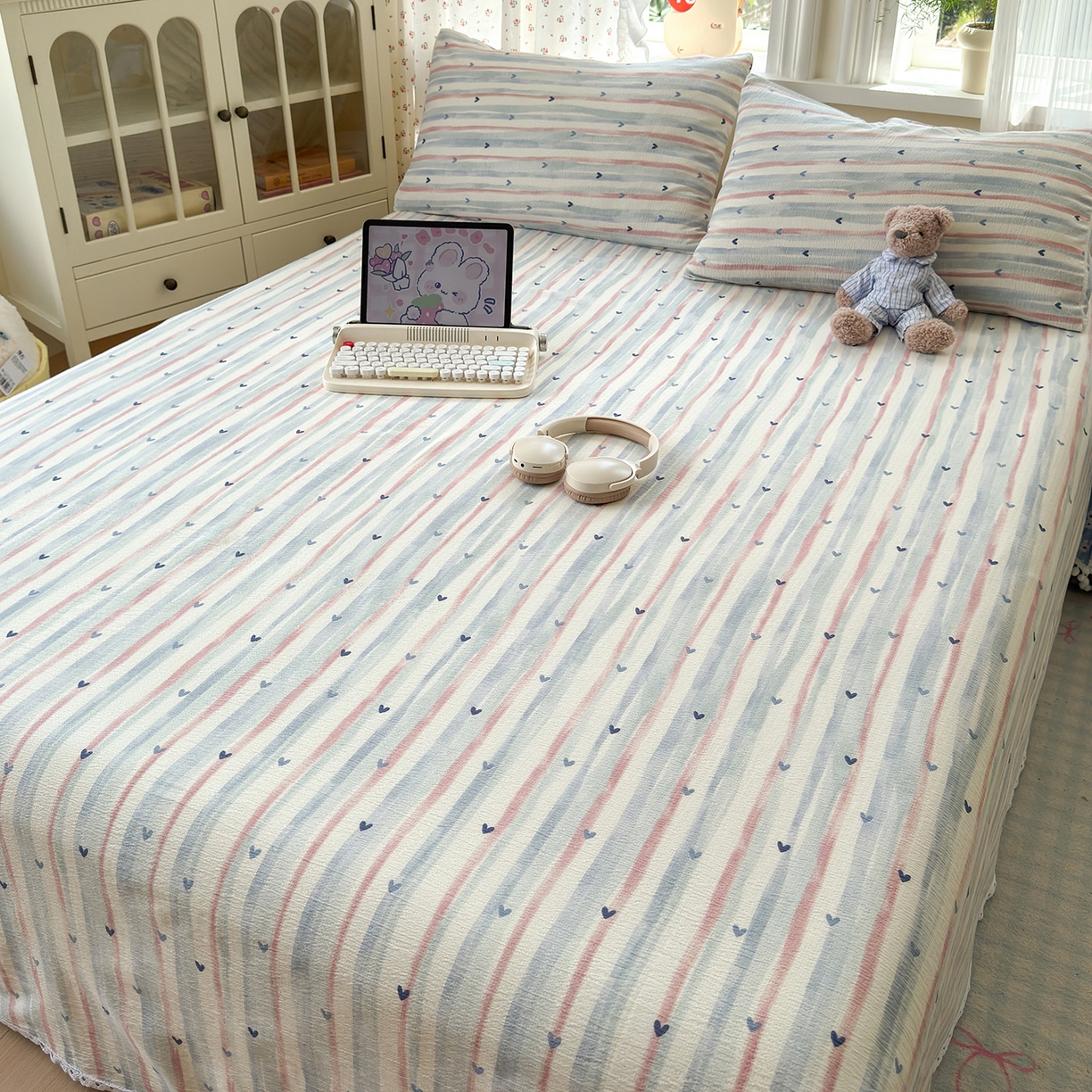 91家纺网 家纺一手货源 找家纺 沐芷 2026 【提供买家秀】A类白花边床单单件 单人双人床单三件套 疏影之心