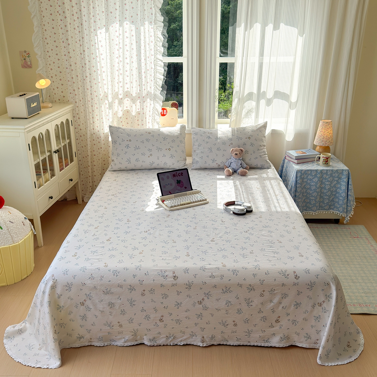 91家纺网 家纺一手货源 找家纺 沐芷 2026 【提供买家秀】A类白花边床单单件 单人双人床单三件套 徘徊兔兔