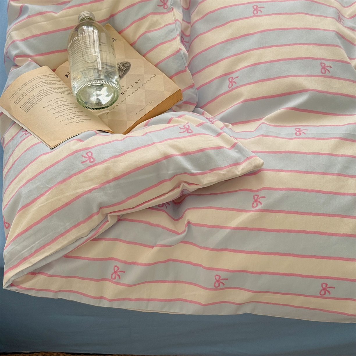 91家纺网 家纺一手货源 找家纺 三朵家纺 2026新款13070可爱INS风全棉四件套 芭蕾蝴蝶结