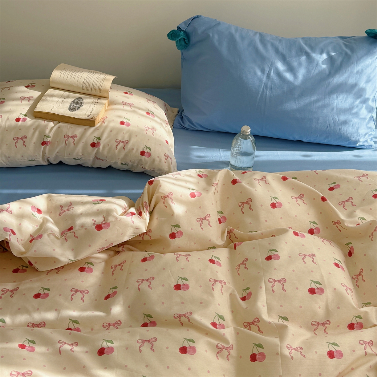 91家纺网 家纺一手货源 找家纺 三朵家纺 2026新款13070可爱INS风全棉四件套 甜心樱桃