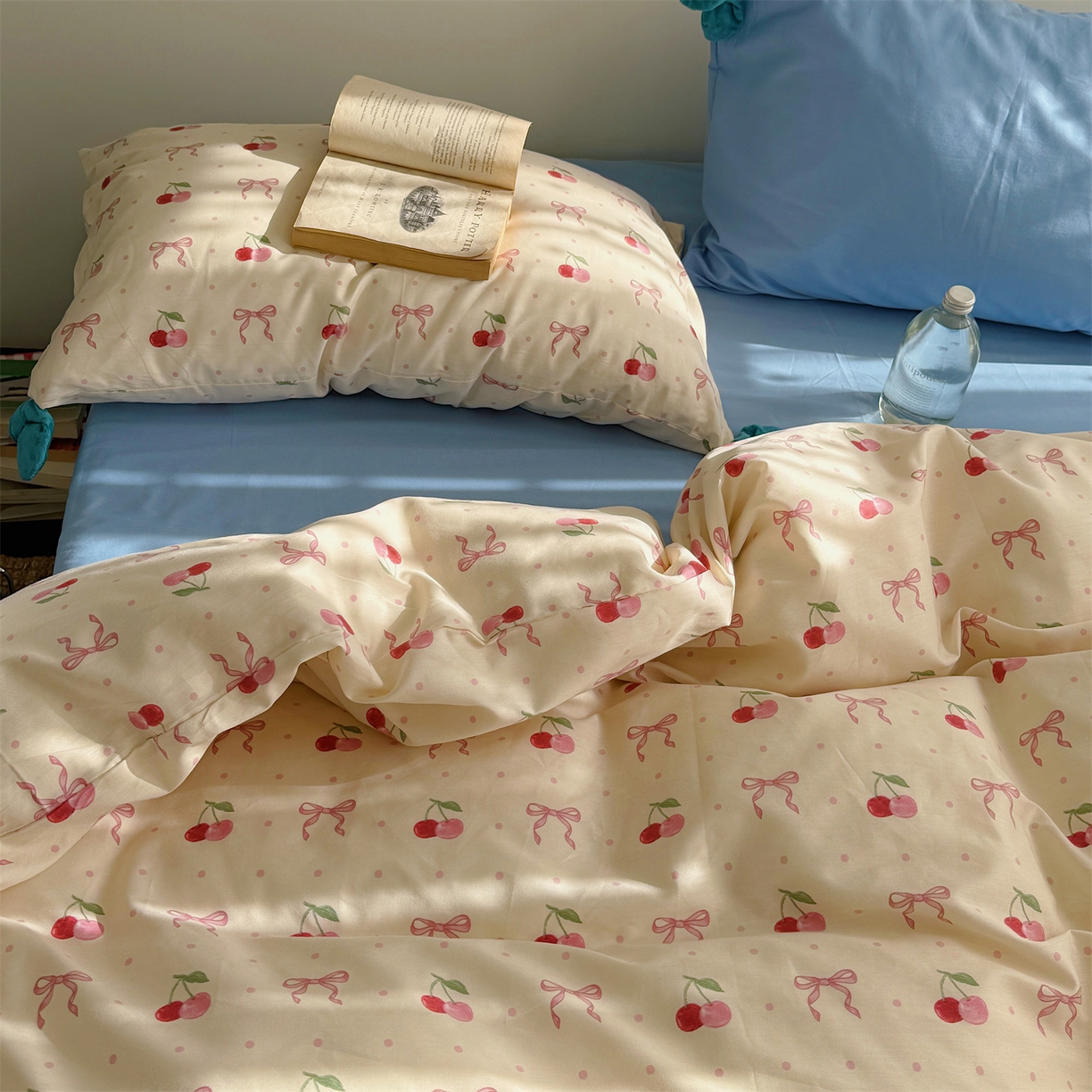 91家纺网 家纺一手货源 找家纺 三朵家纺 2026新款13070可爱INS风全棉四件套 甜心樱桃