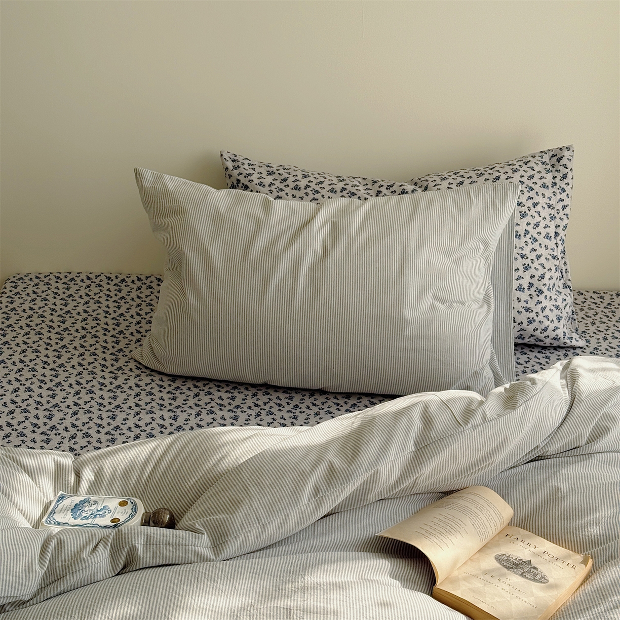 91家纺网 家纺一手货源 找家纺 三朵家纺 2026新款水洗棉碎花INS博主风混搭全棉四件套 南乔