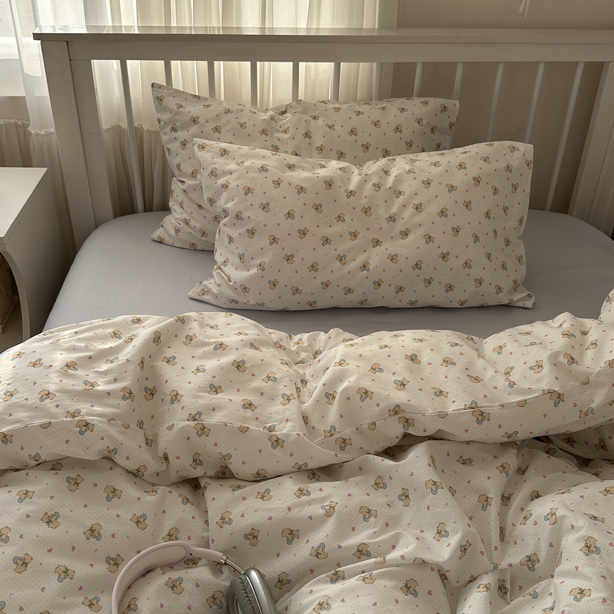 91家纺网 家纺一手货源 找家纺 尺素 2026新款纯棉卡通ins风四件套可爱少女风全棉被套纯色1.8床笠加大床单学生1.2三件套 告白熊--浅蓝