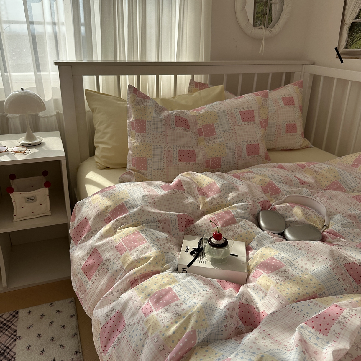 91家纺网 家纺一手货源 找家纺 尺素 2026新款纯棉卡通ins风四件套可爱少女风全棉被套纯色1.8床笠加大床单学生1.2三件套 格调粉--奶黄