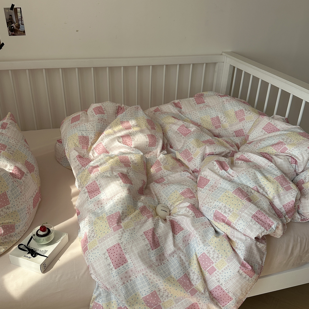 91家纺网 家纺一手货源 找家纺 尺素 2026新款纯棉卡通ins风四件套可爱少女风全棉被套纯色1.8床笠加大床单学生1.2三件套 格调粉--桃粉