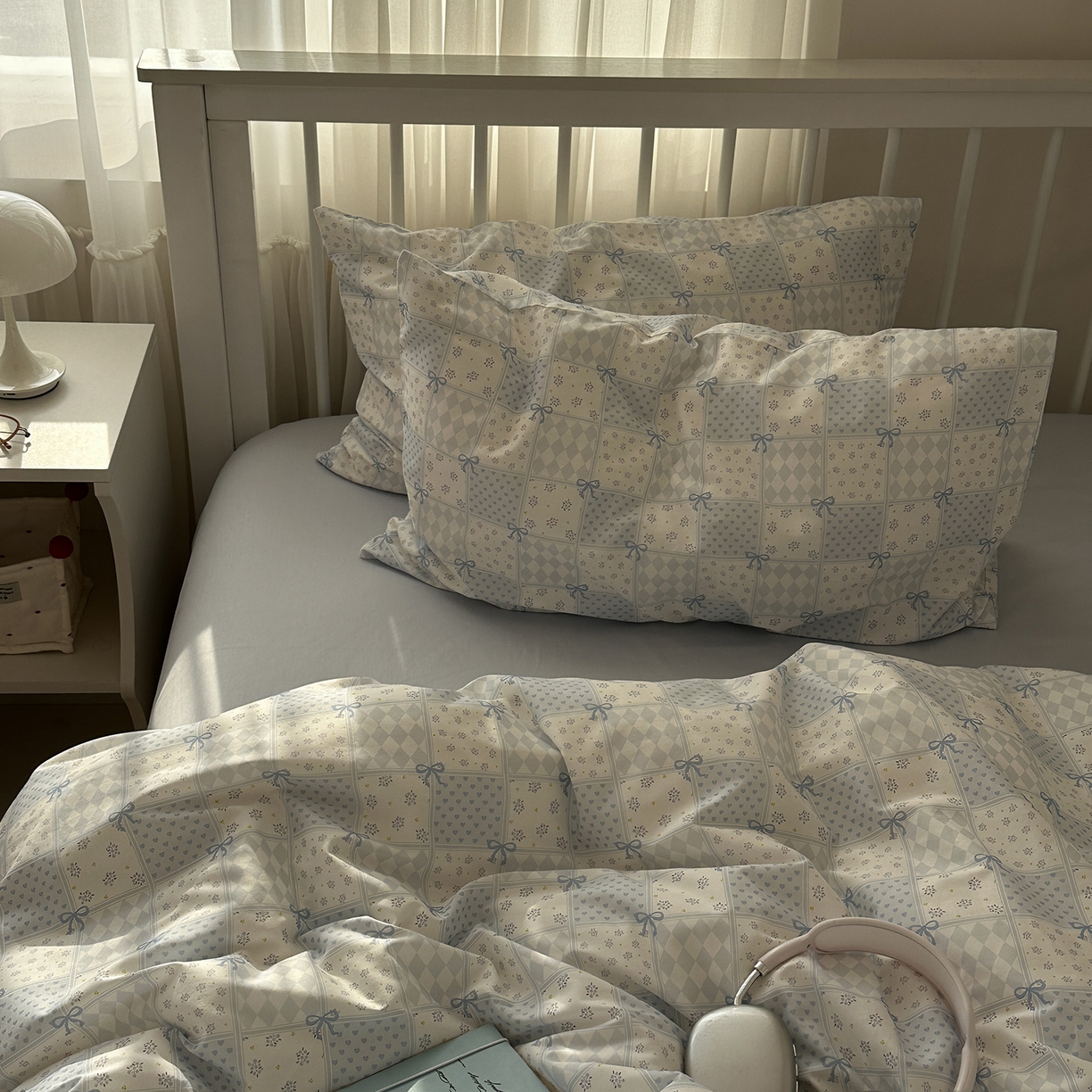 91家纺网 家纺一手货源 找家纺 尺素 2026新款纯棉卡通ins风四件套可爱少女风全棉被套纯色1.8床笠加大床单学生1.2三件套 蓝白情书--浅蓝