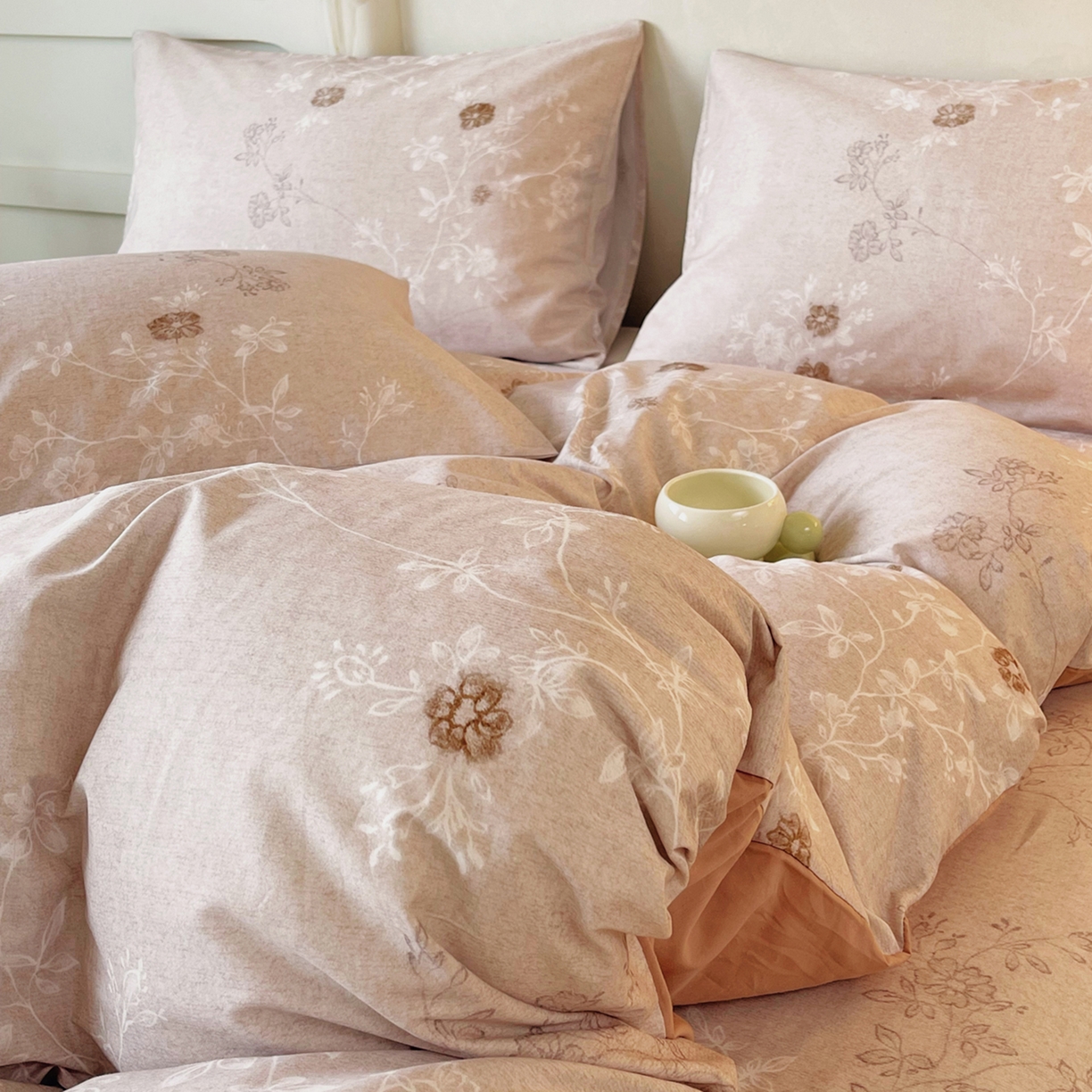 91家纺网 家纺一手货源 找家纺 金鑫汇家纺 2026新款全棉印花小清新单品被套系列-可露丽 浅咖可露丽