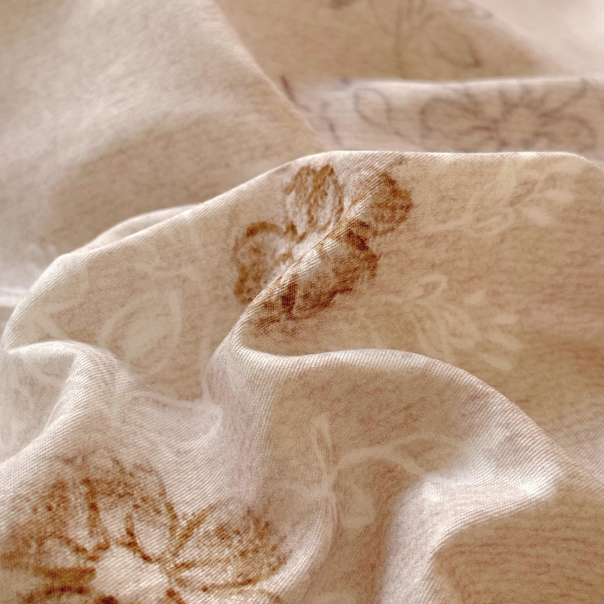 91家纺网 家纺一手货源 找家纺 金鑫汇家纺 2026新款全棉印花小清新单品床笠系列-可露丽 浅咖可露丽