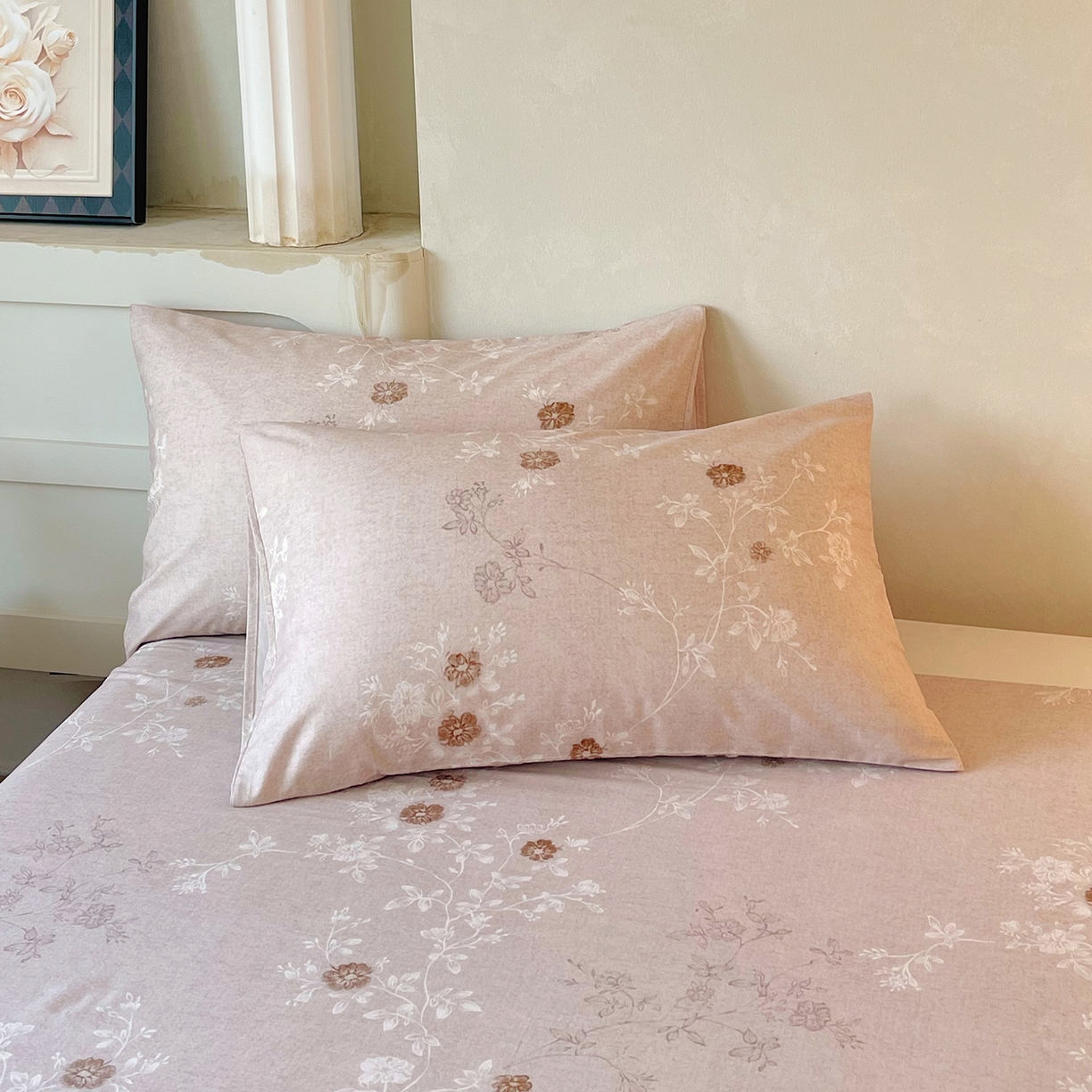 91家纺网 家纺一手货源 找家纺 金鑫汇家纺 2026新款全棉印花小清新单枕套系列-可露丽 浅咖可露丽