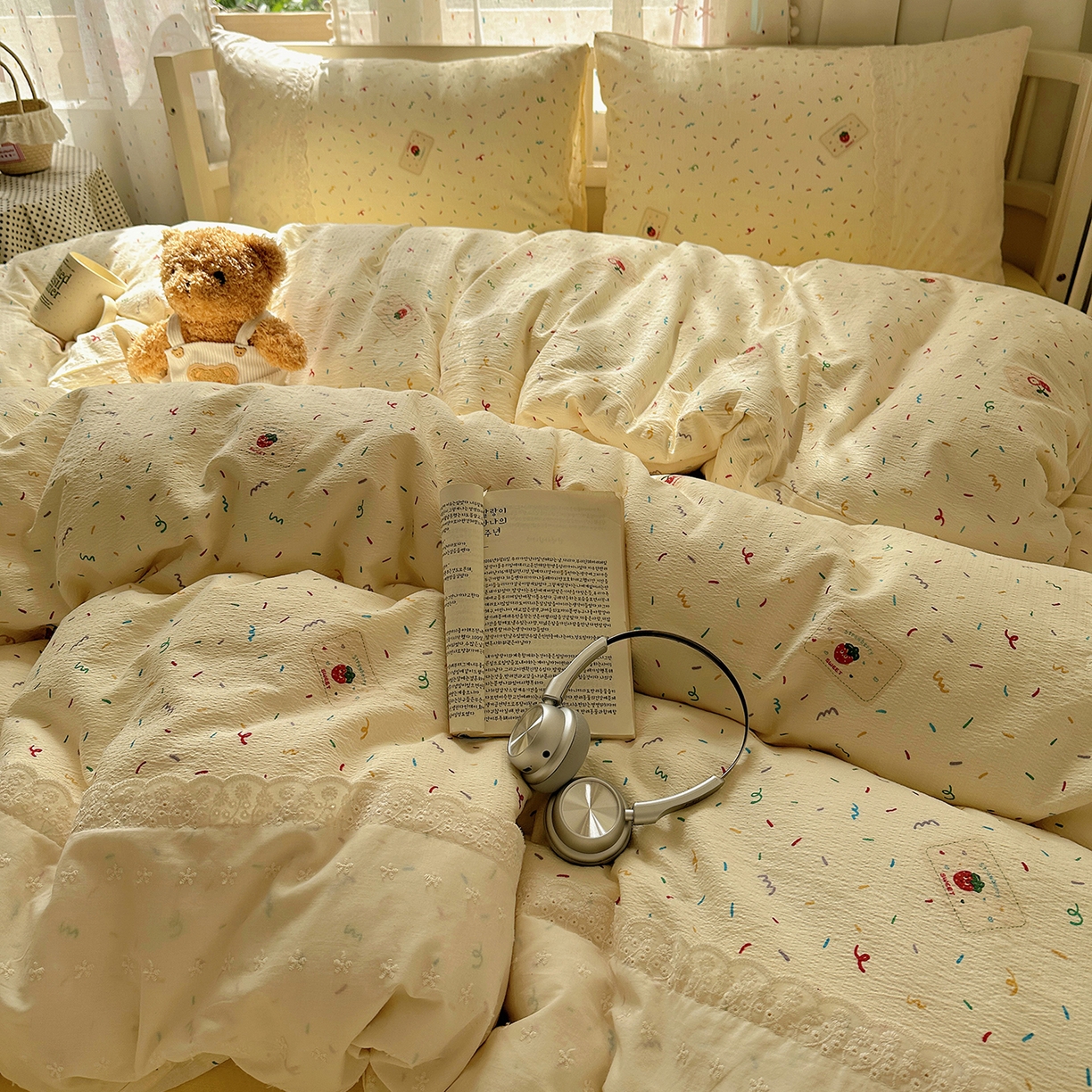 91家纺网 家纺一手货源 找家纺 沐芷 2026 【提供买家秀】宽花边四件套公主风A类双层纱床上用品三件套被套床笠 宽花边-甜心草莓