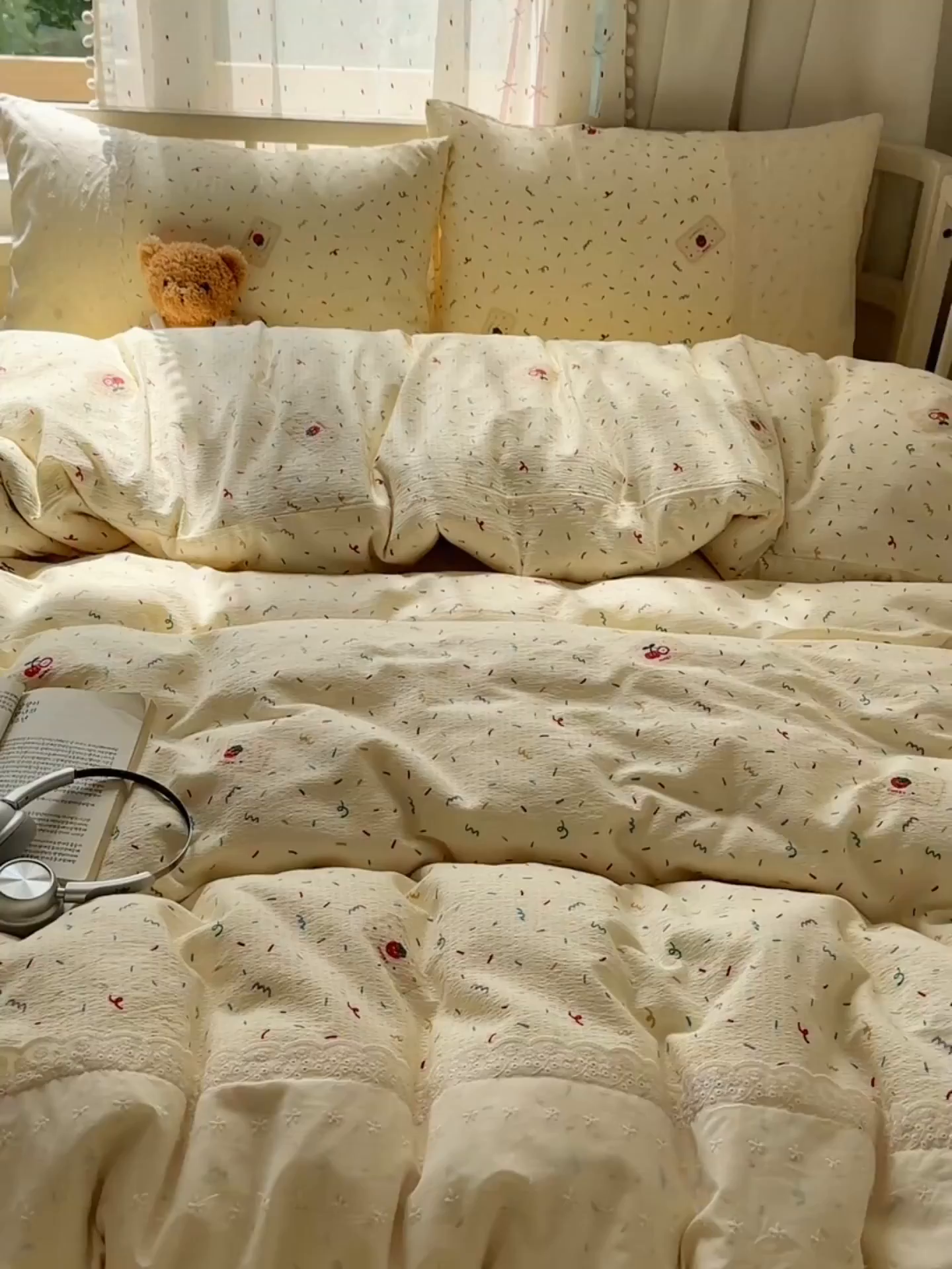 91家纺网 家纺一手货源 找家纺 沐芷 2026 【提供买家秀】宽花边四件套公主风A类双层纱床上用品三件套被套床笠 宽花边-甜心草莓