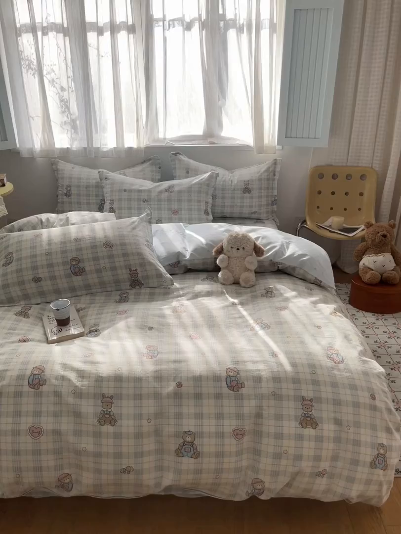 91家纺网 家纺一手货源 找家纺 花梦欣 2026新款全棉印花系列简约卡通款单被套 乖乖熊