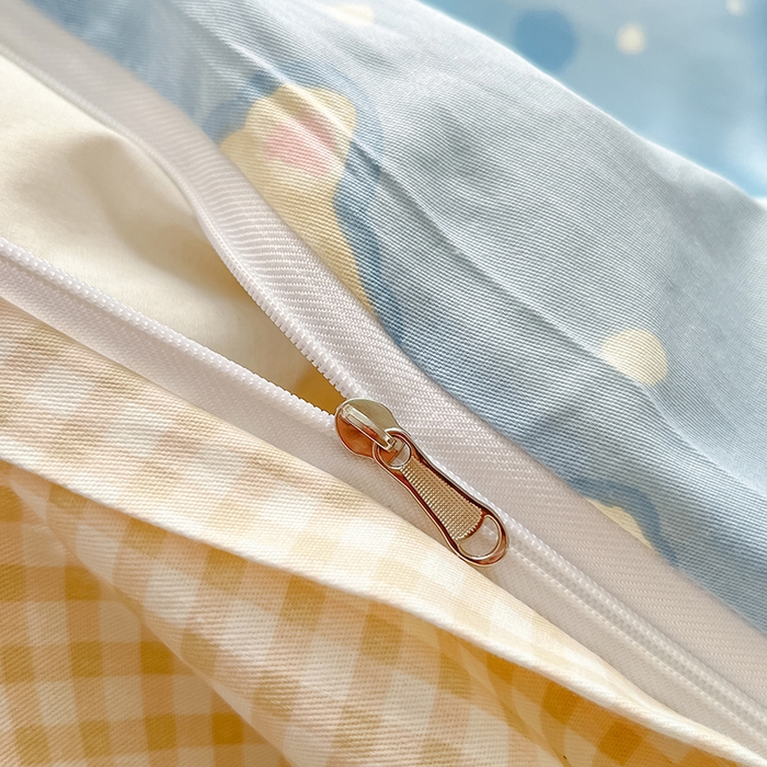 91家纺网 家纺一手货源 找家纺 花梦欣 2026新款全棉印花系列简约卡通款单被套 蓝色泡芙狗