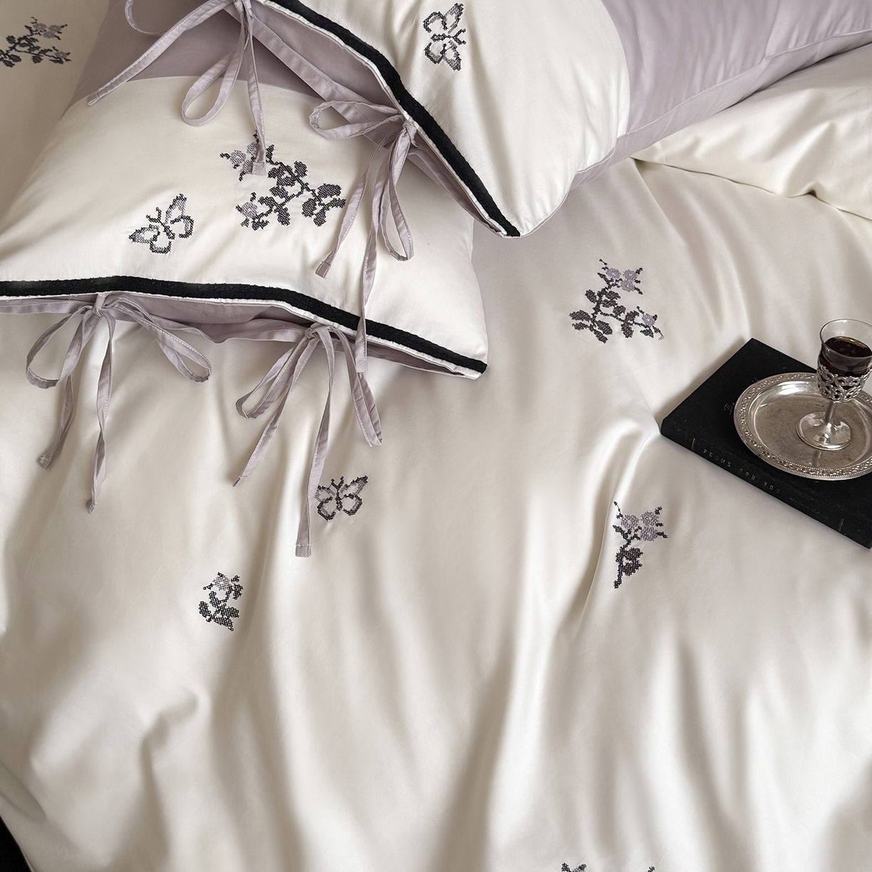 91家纺网 家纺一手货源 找家纺 （总）鹿班家居 2026春季新品100S长绒棉精密刺绣系列四件套-一隅花町（标准会员-20元）