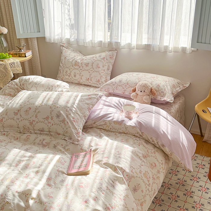 91家纺网 家纺一手货源 找家纺 花梦欣 2026新款全棉印花系列简约卡通款单被套 童话花町