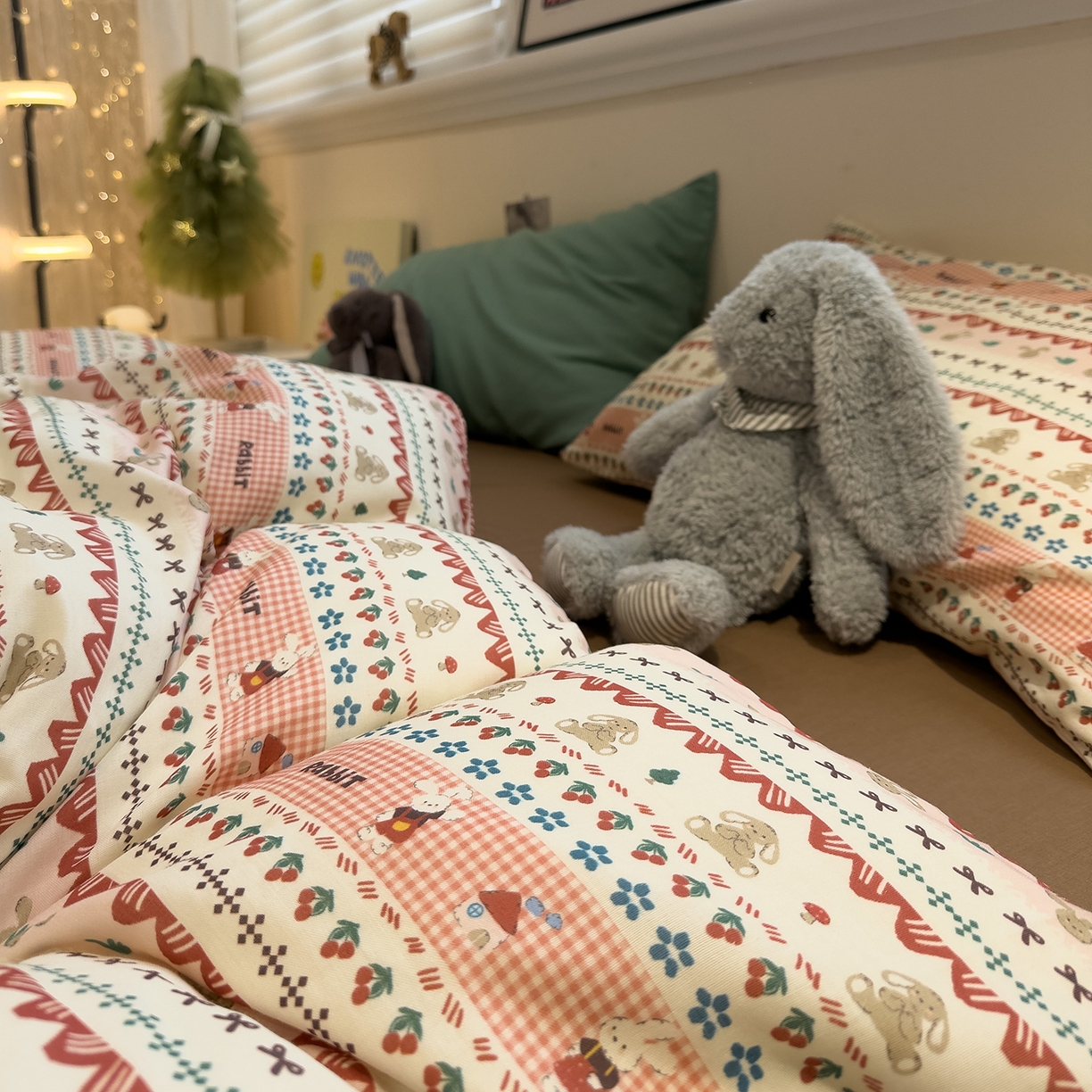 91家纺网 家纺一手货源 找家纺 呗旺鹿 2026新款全棉撞色双层纱四件套 双层纱-喜喜兔