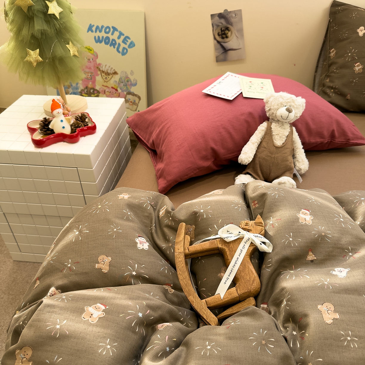 91家纺网 家纺一手货源 找家纺 呗旺鹿 2026新款全棉撞色双层纱四件套 双层纱-姜饼人