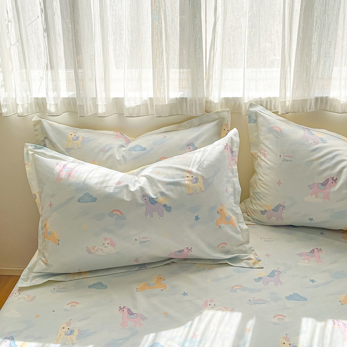 91家纺网 家纺一手货源 找家纺 花梦欣 2026新款全棉印花系列简约卡通款单被套 星芒小马