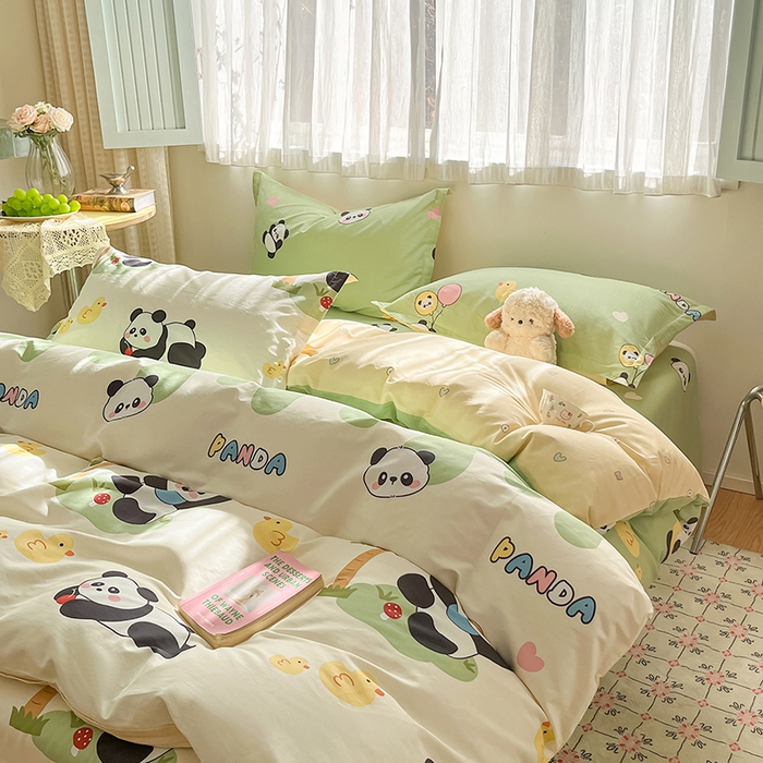 91家纺网 家纺一手货源 找家纺 花梦欣 2026新款全棉印花系列简约卡通款单被套 熊猫鸭鸭乐绿