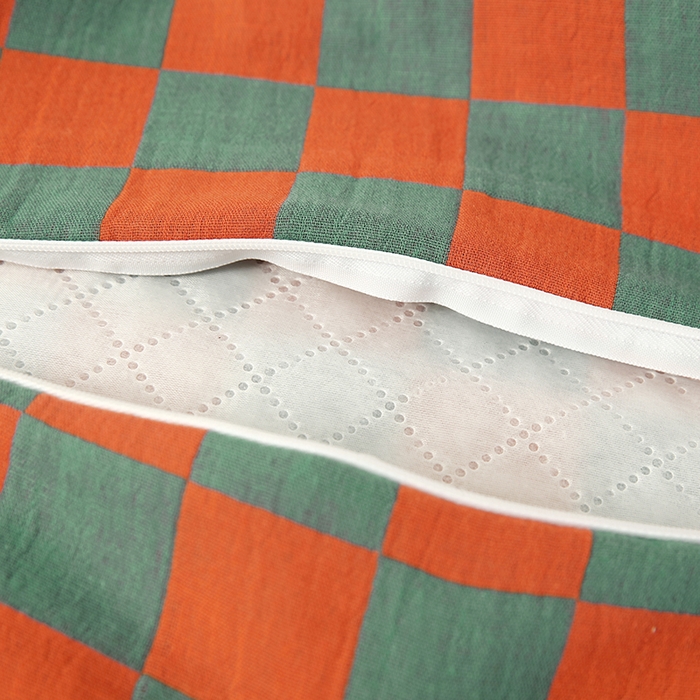 91家纺网 家纺一手货源 找家纺 明星枕业 2025新款立体百福枕全荞麦枕12味花草成人枕头家用护颈枕芯 棋盘格蓝红