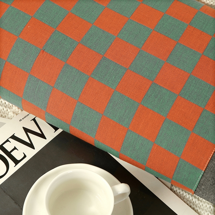 91家纺网 家纺一手货源 找家纺 明星枕业 2025新款立体百福枕全荞麦枕12味花草成人枕头家用护颈枕芯 棋盘格蓝红