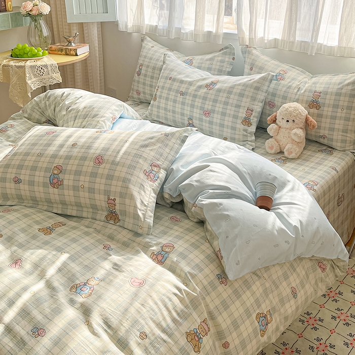 91家纺网 家纺一手货源 找家纺 花梦欣 2026新款全棉印花系列简约卡通款四件套 乖乖熊