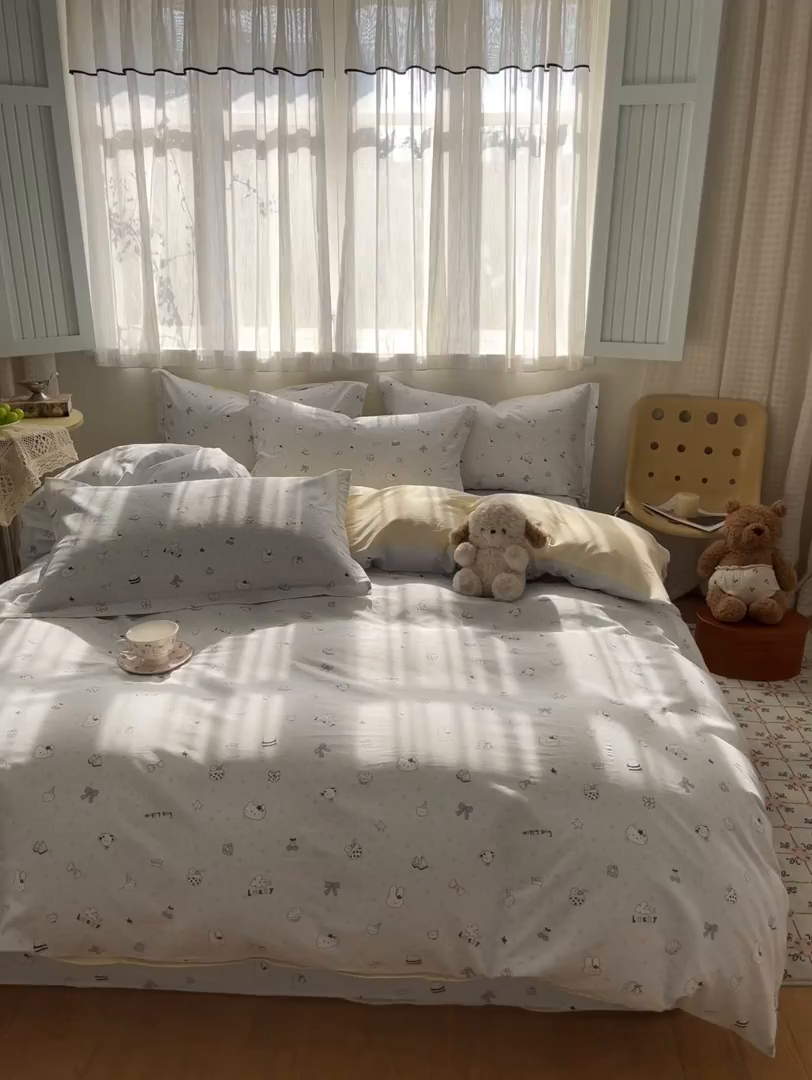 91家纺网 家纺一手货源 找家纺 花梦欣 2026新款全棉印花系列简约卡通款四件套 路灯影院