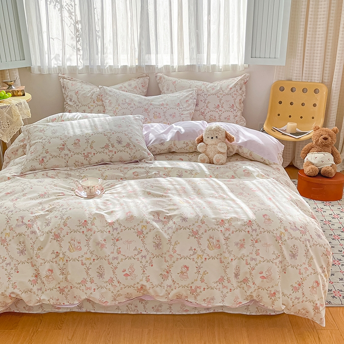 91家纺网 家纺一手货源 找家纺 花梦欣 2026新款全棉印花系列简约卡通款四件套 童话花町