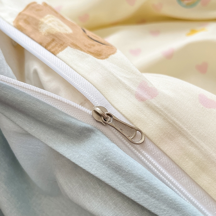 91家纺网 家纺一手货源 找家纺 花梦欣 2026新款全棉印花系列简约卡通款四件套 芋泥小狗