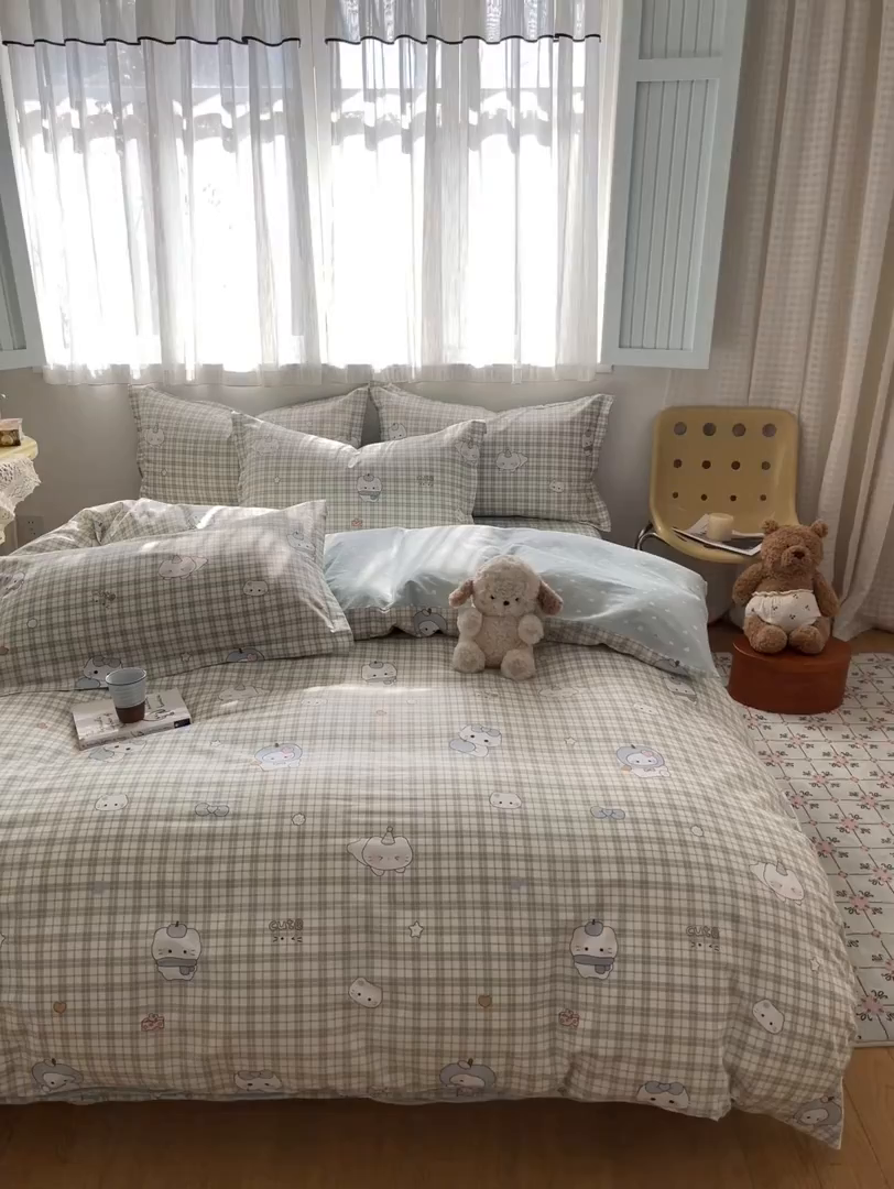 91家纺网 家纺一手货源 找家纺 花梦欣 2026新款全棉印花系列简约卡通款四件套 元气小布