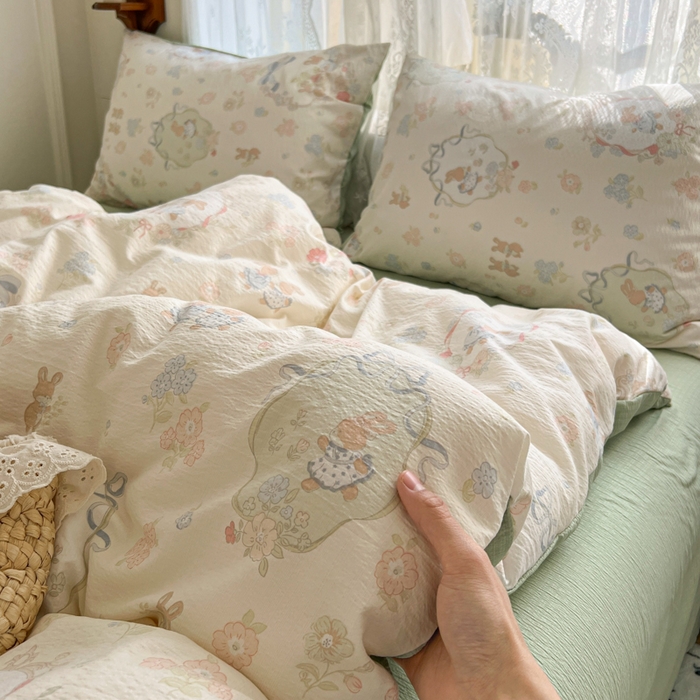 91家纺网 家纺一手货源 找家纺 （总）妖妖家纺 2026新款敲可爱的奶呼呼云感双层纱简约四件套系列