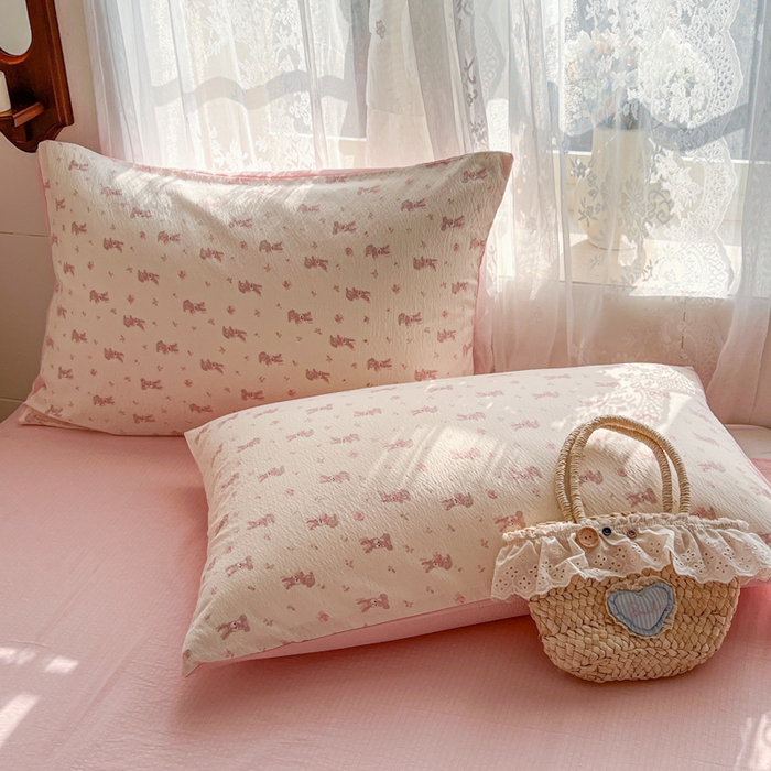 91家纺网 家纺一手货源 找家纺 妖妖家纺 2026新款敲可爱的奶呼呼云感双层纱简约四件套系列 花漾兔踪