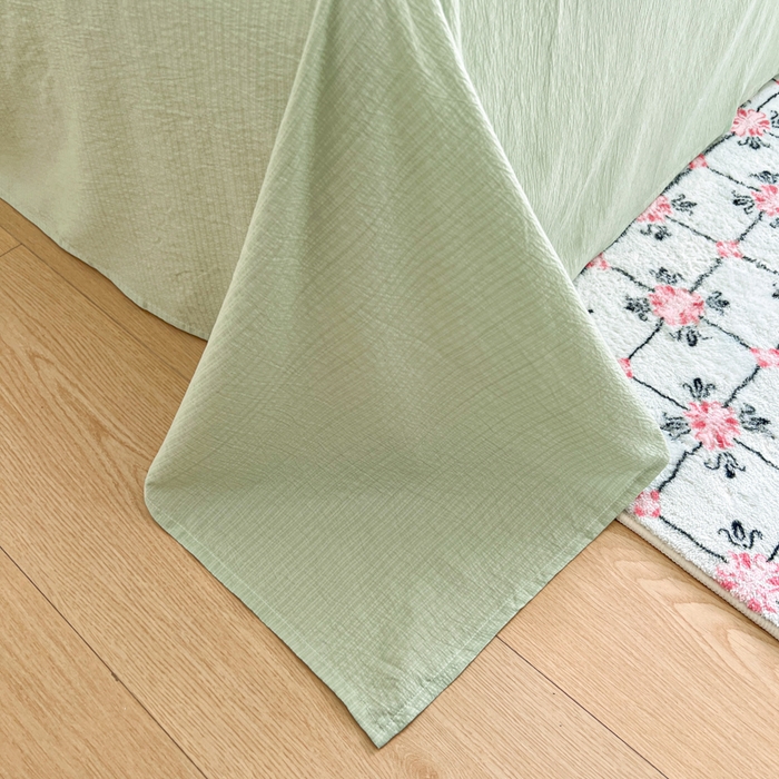 91家纺网 家纺一手货源 找家纺 妖妖家纺 2026新款敲可爱的奶呼呼云感双层纱简约四件套系列 花园管理狮