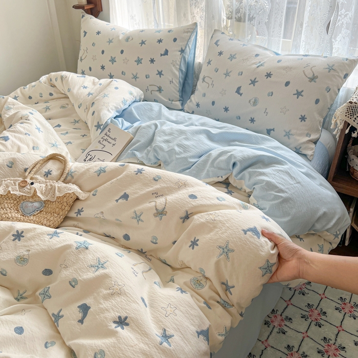 91家纺网 家纺一手货源 找家纺 妖妖家纺 2026新款敲可爱的奶呼呼云感双层纱简约四件套系列 浪沫星光