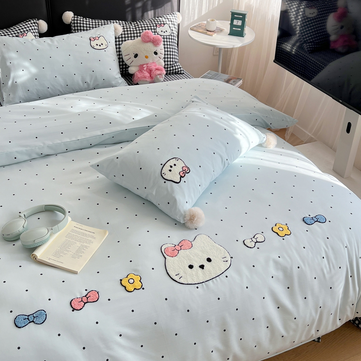 91家纺网 家纺一手货源 找家纺 （总）富米莱（原臻工厂） 2026新款水洗棉波点毛巾绣黑格球球款床盖床裙四件套