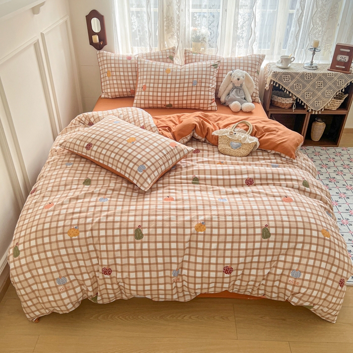 91家纺网 家纺一手货源 找家纺 妖妖家纺 2026新款敲可爱的奶呼呼云感双层纱简约四件套系列 田间瓜瓜