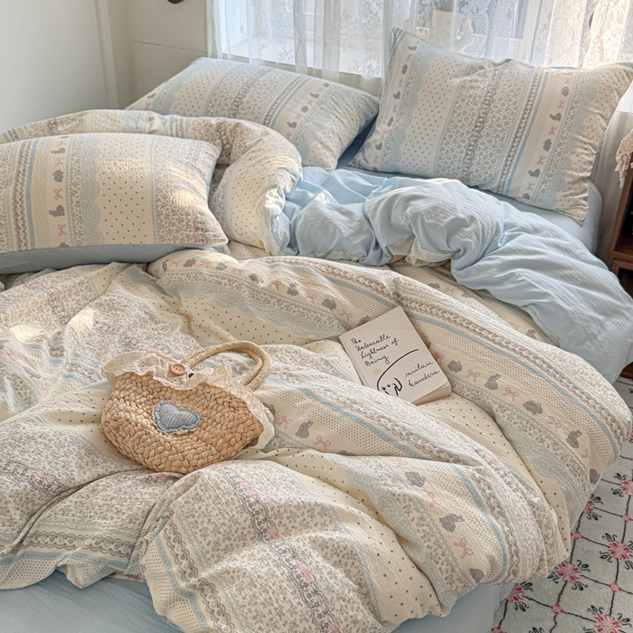 91家纺网 家纺一手货源 找家纺 妖妖家纺 2026新款敲可爱的奶呼呼云感双层纱简约四件套系列 小兔啵啵花