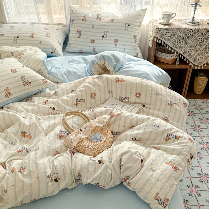 91家纺网 家纺一手货源 找家纺 妖妖家纺 2026新款敲可爱的奶呼呼云感双层纱简约四件套系列 治愈小狗