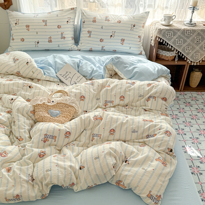 91家纺网 家纺一手货源 找家纺 妖妖家纺 2026新款敲可爱的奶呼呼云感双层纱简约四件套系列 治愈小狗