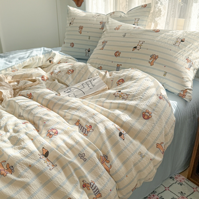 91家纺网 家纺一手货源 找家纺 妖妖家纺 2026新款敲可爱的奶呼呼云感双层纱简约四件套系列 治愈小狗