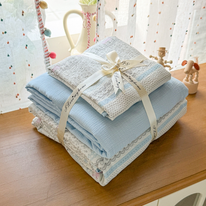 91家纺网 家纺一手货源 找家纺 妖妖家纺 2026新款敲可爱的奶呼呼云感双层纱简约四件套系列 叠拍