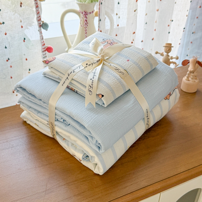 91家纺网 家纺一手货源 找家纺 妖妖家纺 2026新款敲可爱的奶呼呼云感双层纱简约四件套系列 叠拍