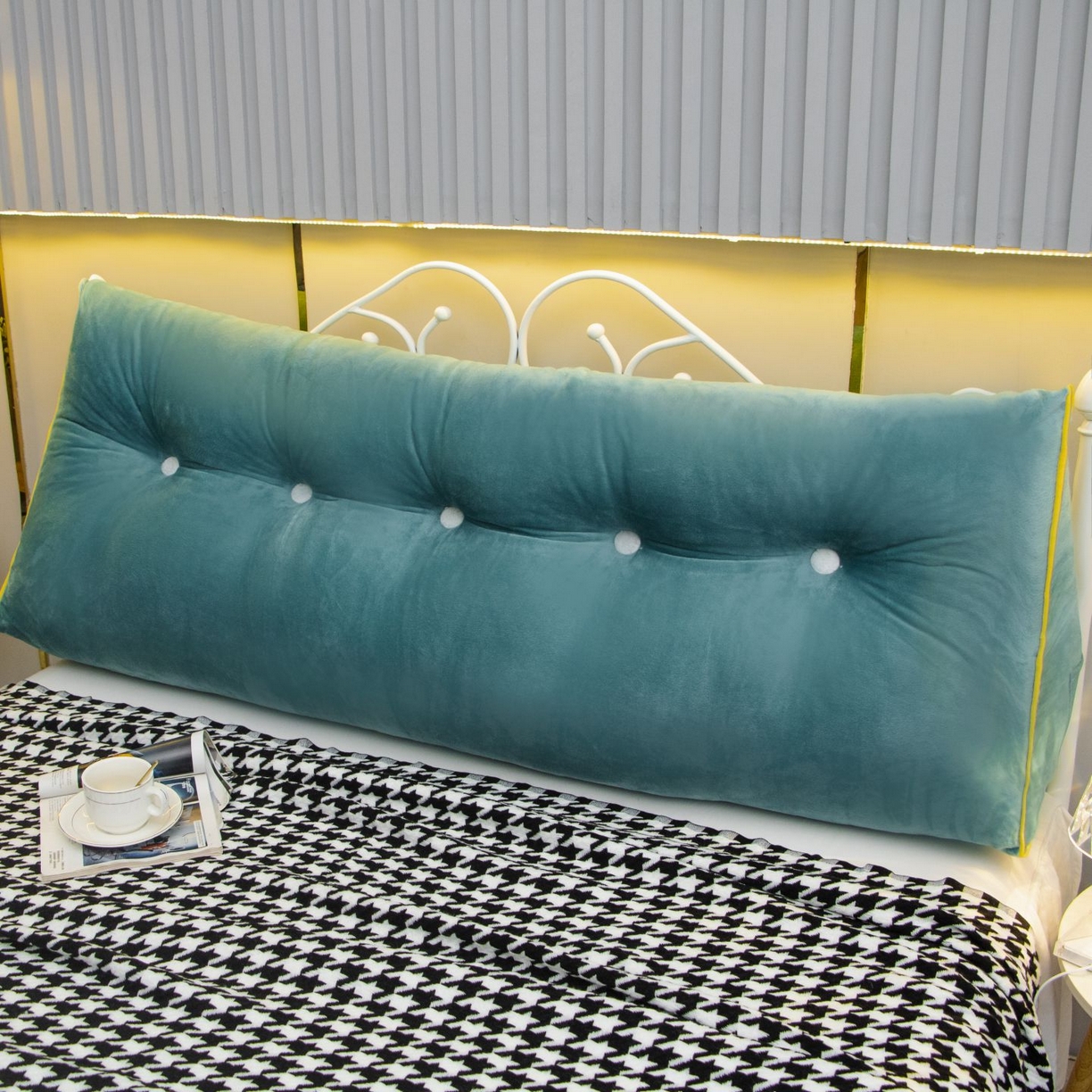 91家纺网 家纺一手货源 找家纺 （总）沐沐家纺 2026新款宝宝绒三角大靠垫