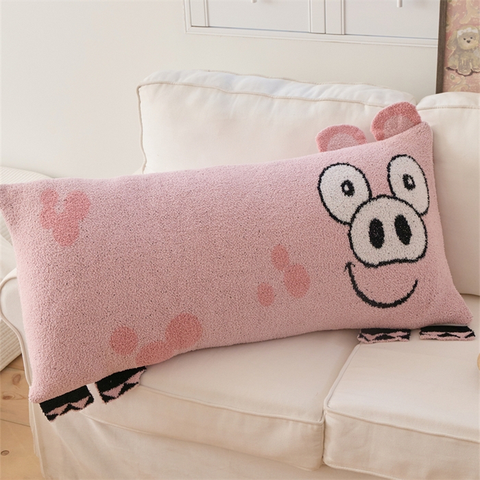 91家纺网 家纺一手货源 找家纺 暖绵绵家纺 2026新款可爱卡通半边绒抱枕含芯-黎花猪（大号抱枕券后/折后零售价不得低于153元，小号抱枕不得低于99元） 大号黎花猪