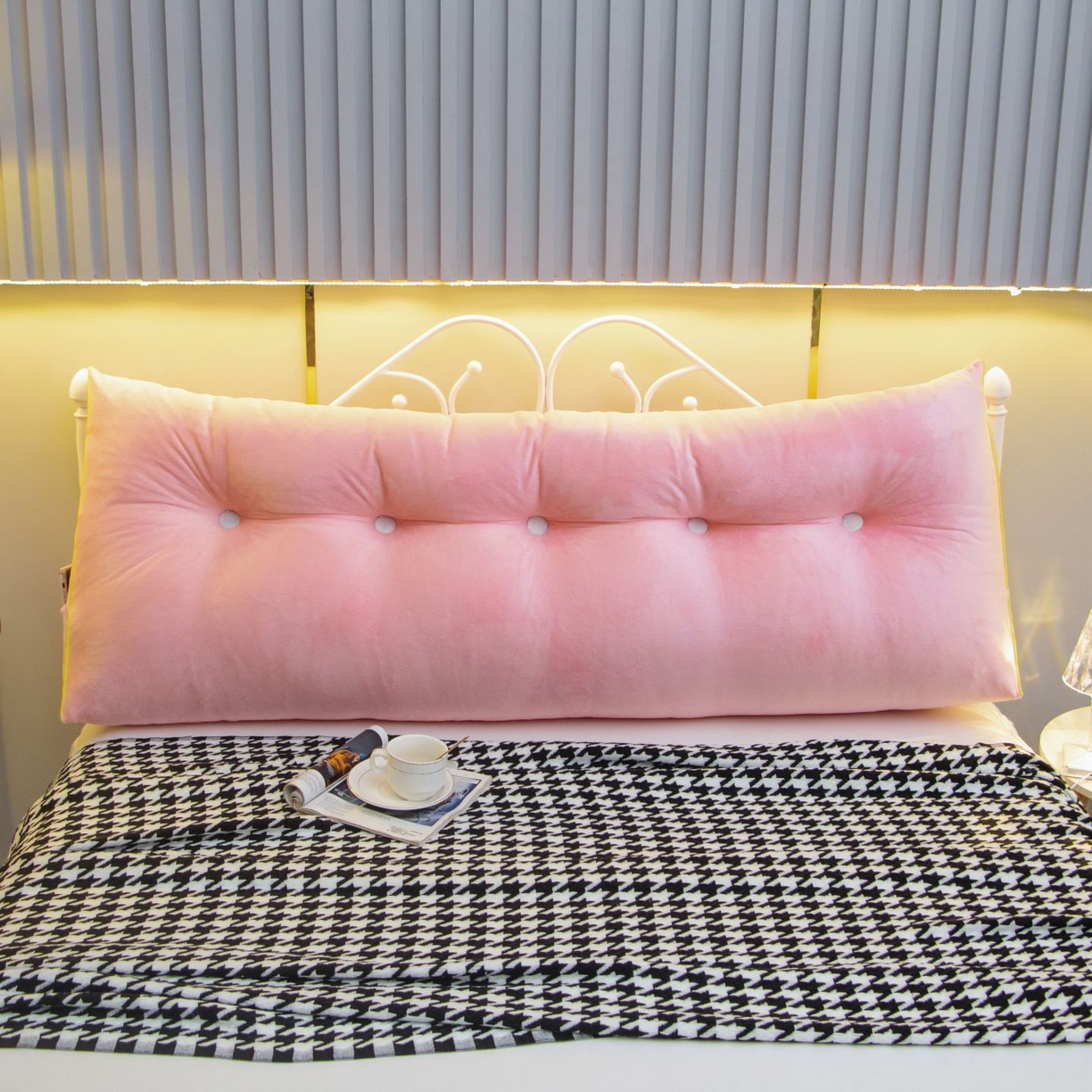 91家纺网 家纺一手货源 找家纺 沐沐家纺 2026新款宝宝绒三角大靠垫 粉色