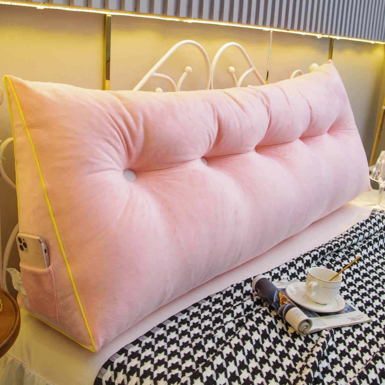 91家纺网 家纺一手货源 找家纺 沐沐家纺 2026新款宝宝绒三角大靠垫 粉色