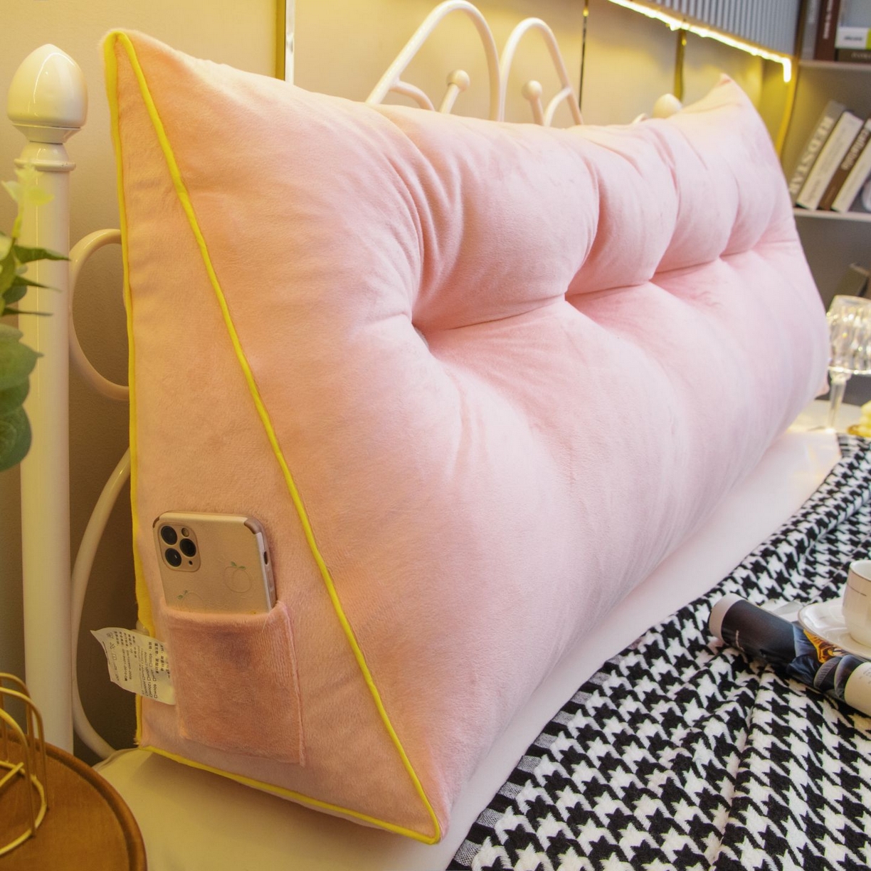 91家纺网 家纺一手货源 找家纺 沐沐家纺 2026新款宝宝绒三角大靠垫 粉色