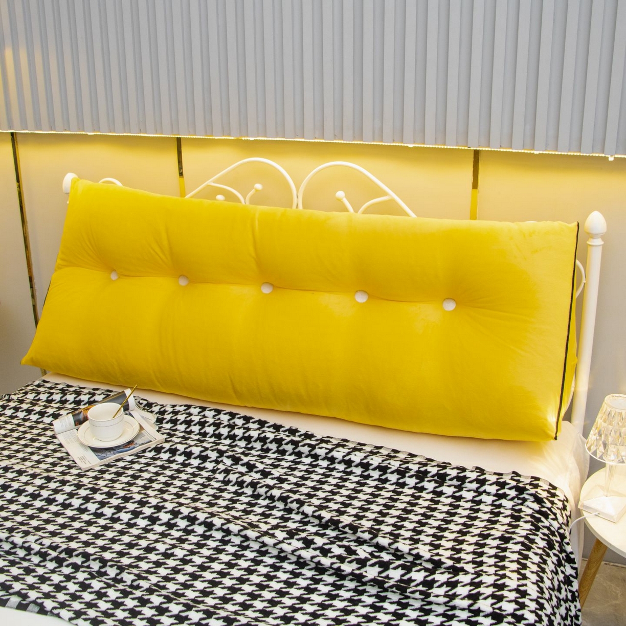 91家纺网 家纺一手货源 找家纺 沐沐家纺 2026新款宝宝绒三角大靠垫 黄色